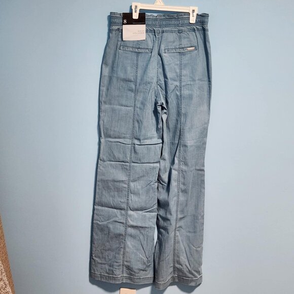 WHBM Light Wash Wide-Leg Extra High-Rise Jeans – Size 8 - Picture 5 of 7